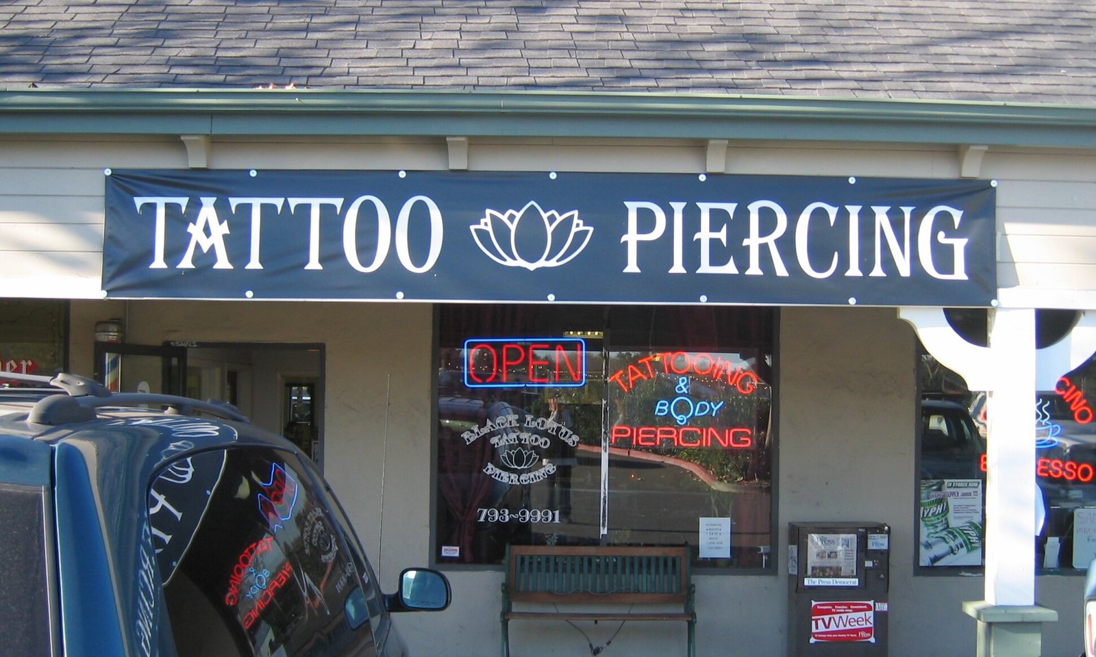Tattoo & Piercing Banner by Sign Dynamics