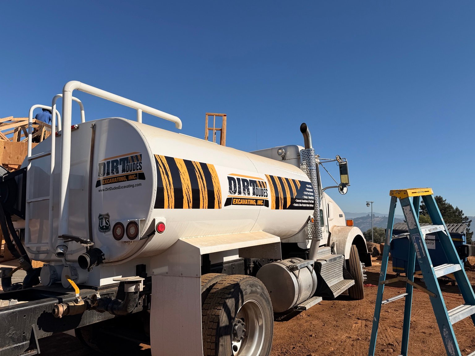 Dirt Dudes Tanker Truck Graphics by Sign Dynamics
